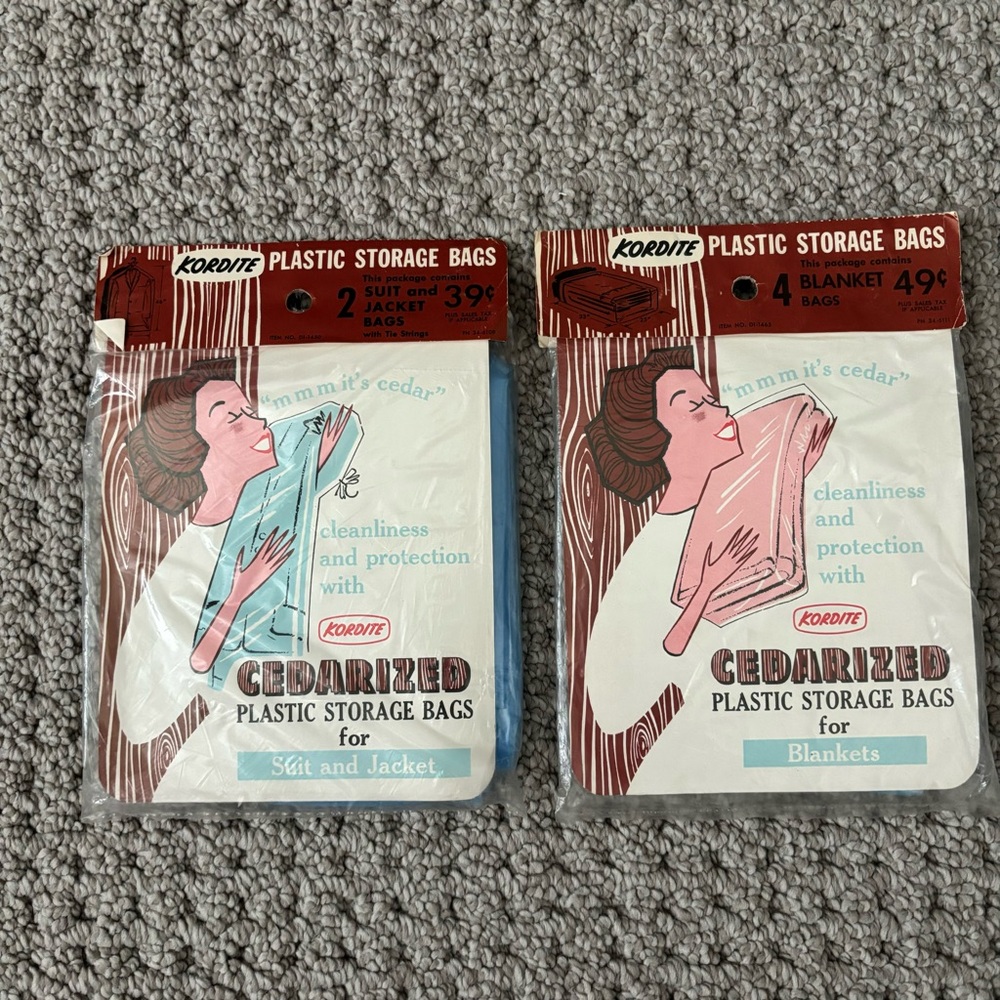 New Vintage Blanket & Suit Storage Bags 1960 Kordite Cedarized Plastic NOS Retro